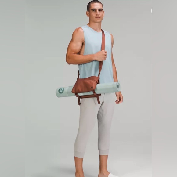 lululemon athletica Handbags - NWT- Lululemon 2-In-1 Crossbody Yoga Mat Bag 3L